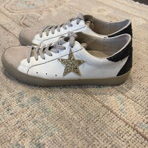 Shu Shop Pamela White sneakers